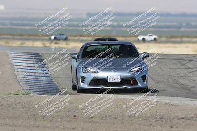 media/Sep-15-2024-Speed Ventures (Sun) [[7a54f7ed2f]]/Yellow Group/Session 1 (Outside Grapevine)/